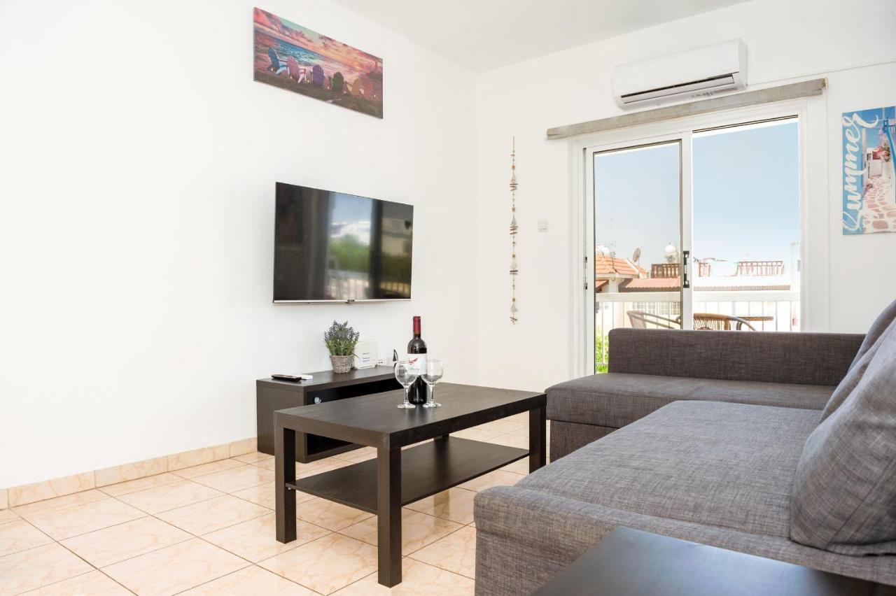 Mynapa Apartments Agia Napa Buitenkant foto