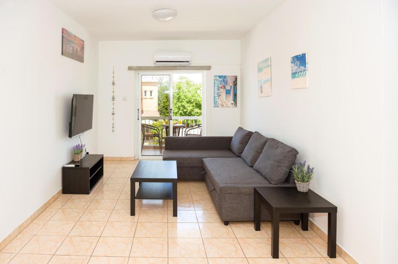 Mynapa Apartments Agia Napa Buitenkant foto