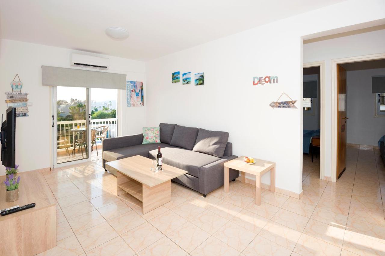 Mynapa Apartments Agia Napa Buitenkant foto